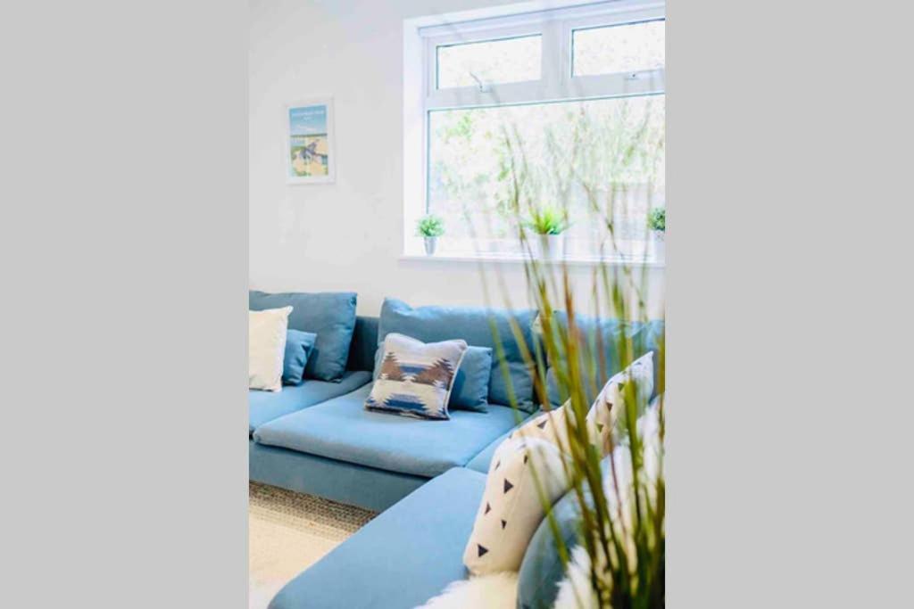 Gorgeous Luxury Chalet, New Forest & Coast & Hordle Exterior photo